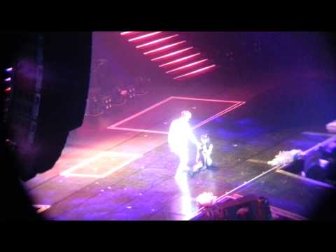 20141213 - JYP Nation in BKK 2014 [ONE MIC] - 24Hours : Sunmi ft. Yugyeom