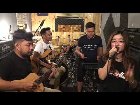 Bunga Rossi / Assijancingetta Cover