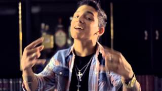 Juani &amp; Cumbia Base - No te creas tan importante (Videoclip Oficial)