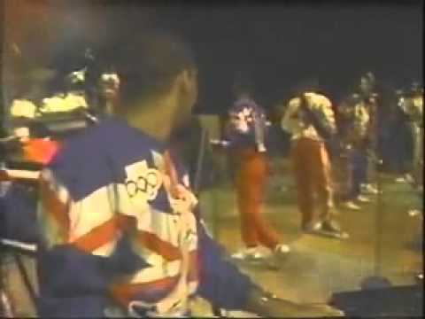 E  U    1987  CAPITAL CENTERE   YouTube