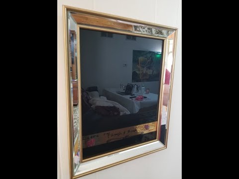 YouTube video about: How to make a black mirror for artists?