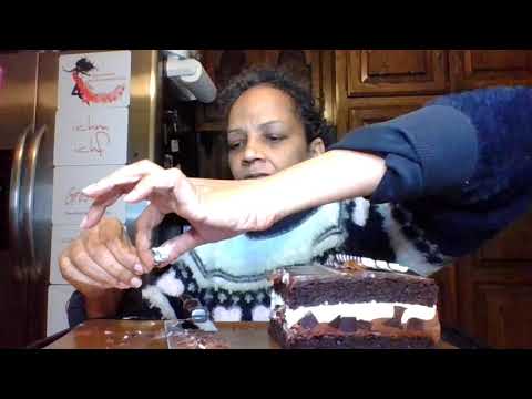 #FrugalMogul Tip: Freezing Costco Mousse Cake