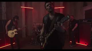 Trapt &quot;Can&#39;t Look Away&quot; Official Music Video