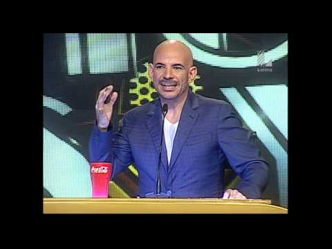 Mira el divertido juego entre Ricardo Morán y Katia Palma