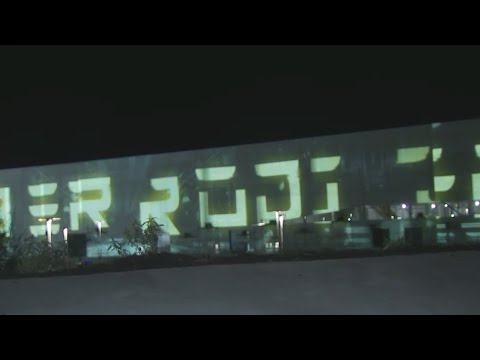 Tesla's Gigafactory grand opening brings in 15,000 people, plus more hoping to get in | FOX 7 Austin