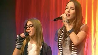 Laura Esquivel &amp; Belinda - Luz Sin Gravedad / Sueño De Amor (Official Video)