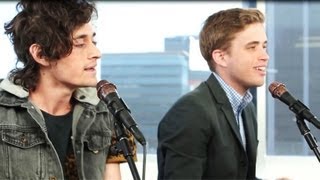 THE SUMMER SET &quot;BOOMERANG&quot; ACOUSTIC PERFORMANCE AT CLEVVER MUSIC