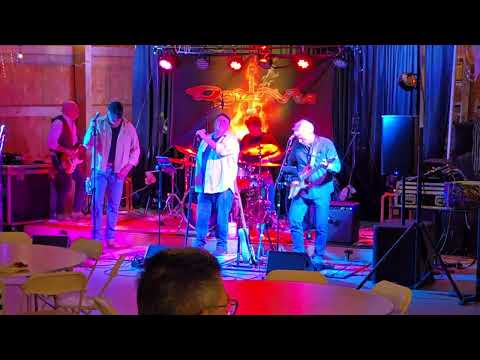 DEJA VU BAND-So into you by ARS