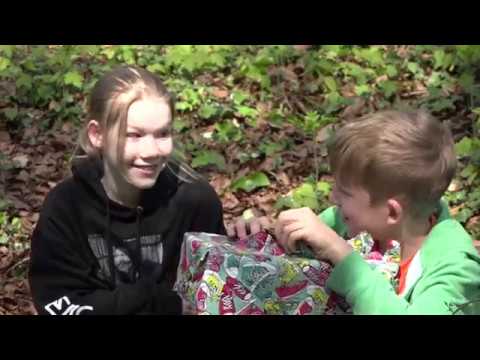 iz art Musikclip - Liebe oder Hass