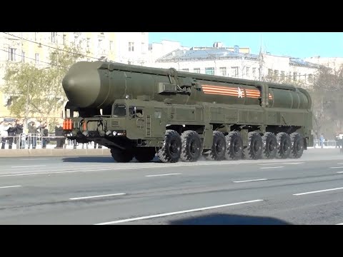 RS-24 Yars ICBM (Moscow, 2015 may)