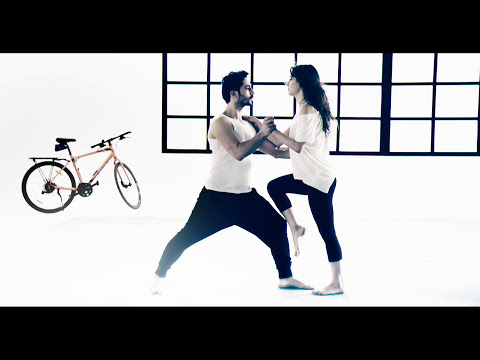 Volkan Arslan - Rüzgar I Official Music Video © 2017 Kalan Müzik