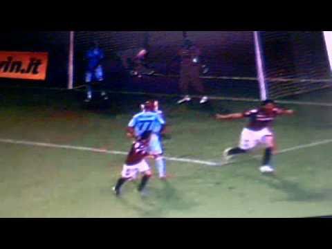 Torino - Albinoleffe 1-0 Rolando Bianchi. 9/11/2010