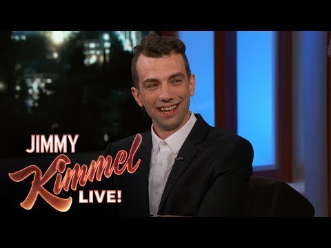 Jimmy Kimmel & Jay Baruchel Reveal Favorite Restaurants in Montreal Video