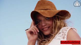 Natasha Poly - gorgeous model