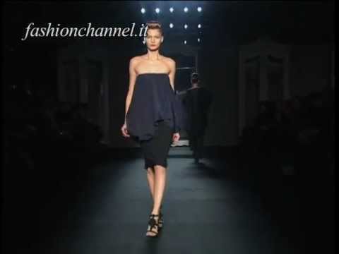"Moschino" Autumn Winter 2009 2010 Milan 3 of 3 pret a porter woman by FashionChannel