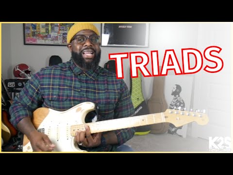 Want to Use Triads in R&B? Watch This!  [Intermediate Guitar Lesson]