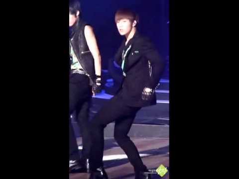 [Fancam] - 120615 - SungGyu 'The Chaser' @ YHY Sketchbook