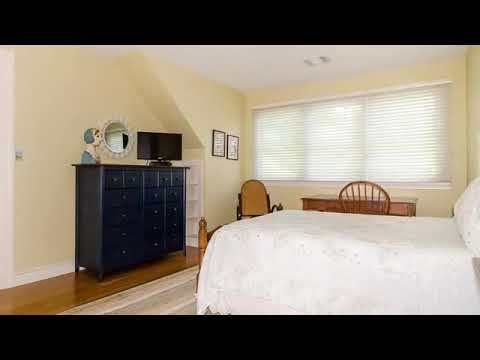 22 Chatham Circle, Wellesley, MA - Listed by Susan Sullivan