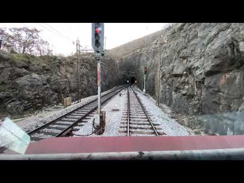 Hrastovlje Horseshoe tunnel,  Cab view with SŽ 363 locomotive (CC6500).