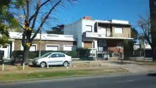 preview picture of video 'Montevideo ( Bulevar General Artigas hacia los accesos )'