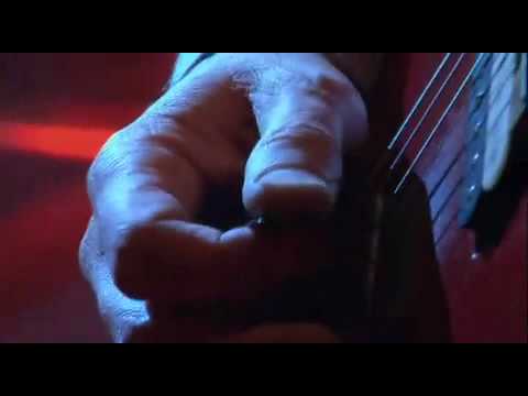 Videoclip de Red Star Falling (Live at Wacken) — Saxon