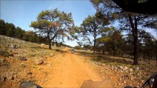 preview picture of video 'F800GS off road: Crete - Aghios Ioannis forest, Aradaina'