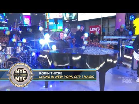 Robin Thicke Living In New York City & Magic New Year's Eve w/ Steve Harvey 2018-19