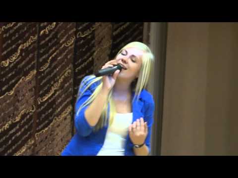 Dainuoja Agneta. SMF 14-tasis gimtadienis. 2012 09 20