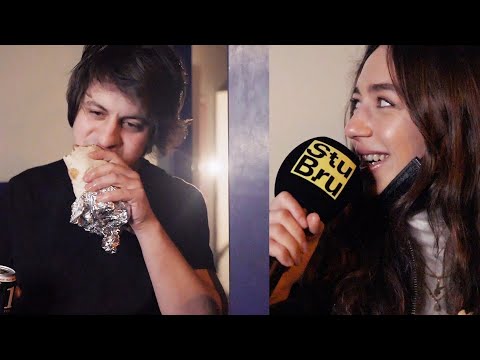 1 Jaar Knaldrang — Mis jij die dürüm om 6 uur 's ochtends ook?