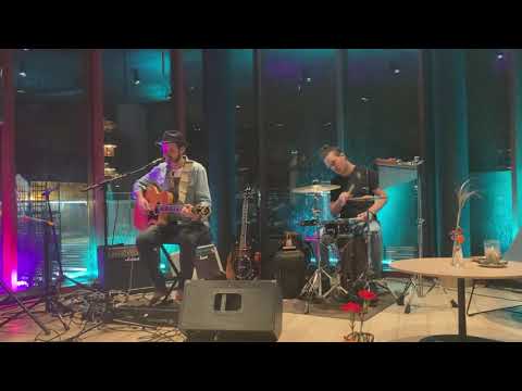 Bartek Grzanek & Wojtek Kidoń „With a little help from my friends"