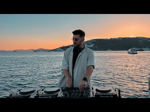 Chris IDH live at Mant Yachting, Mykonos
