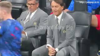 Roberto Mancini Italy Bench Reaction 20220923 Italy vs England Nations League