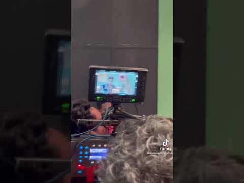 سامر المدني اثناء تقديم المهرجان الجديد