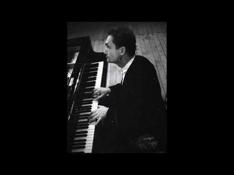 Rudolf Kerer plays Schumann Symphonic Etudes, op. 13