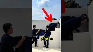 Download lagu incident during pre-wedding photos 😱 mp3 Download lagu incident during pre-wedding photos 😱 mp3