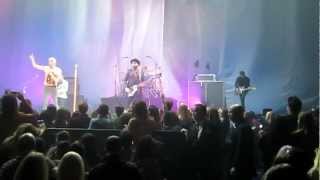 Mad Love - Neon Trees