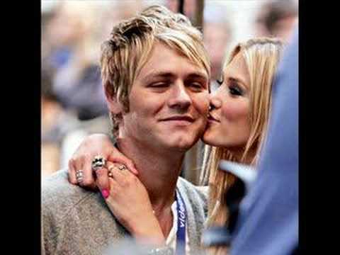 Video thumbnail for Steppin’ Out With My Baby (with Delta Goodrem)