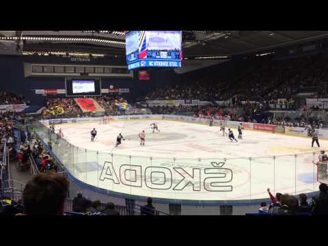 HC Vítkovice Steel vs. HC Oceláři Třinec v ČEZ Aréně 1/3