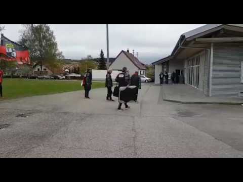 WFV-Pokal-Halbfinale: Ankunft TSG Balingen in Dorfmerkingen