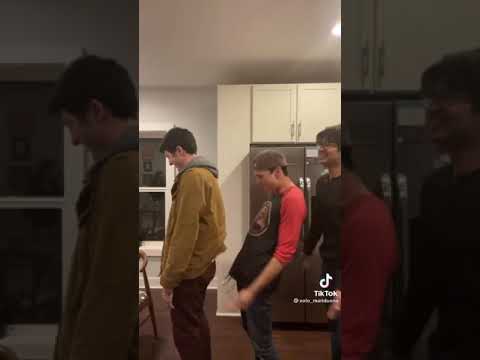 Xolo Mariduena, Jacob Bertrand, and Gianni DeCenzo Smacking Each Others 🍑 [TikTok]