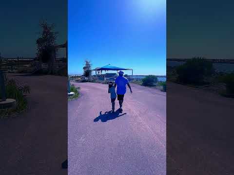 Enjoying life’s moments one day at a time! #familia #makingmemories #beach