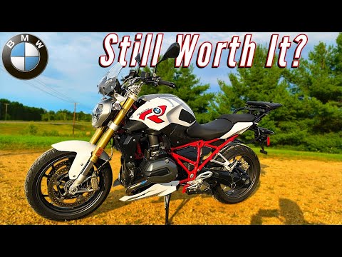 Thumbnail for 2016 BMW R1200R Walkaround & Review | A Roadster Done Right by BMW R1200R