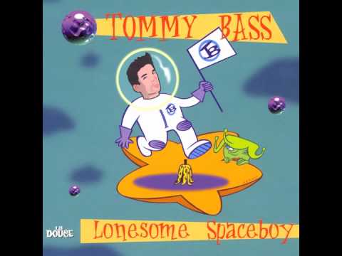download lagu mp3 mp4 Tommy Bass Bow Wow, download lagu Tommy Bass Bow Wow gratis, unduh video klip Tommy Bass Bow Wow