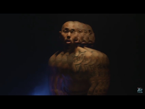 Video thumbnail for ボウズにヒゲ (Shaved head and Beard)