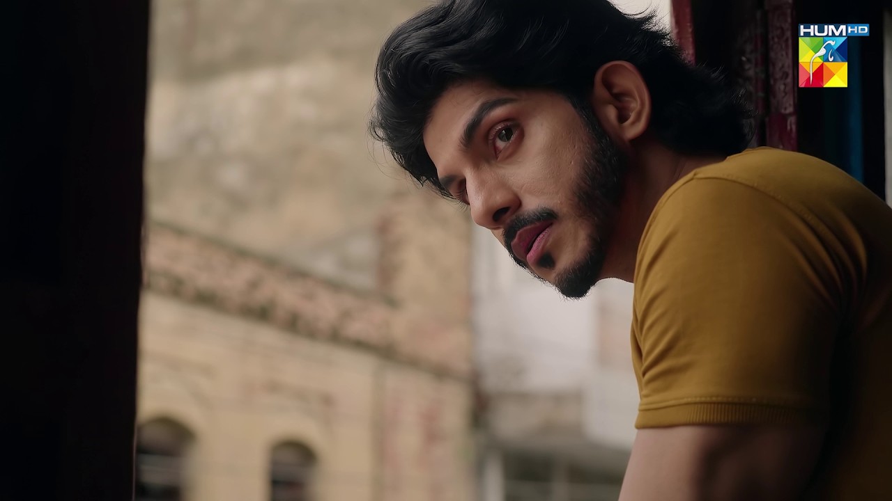 Usama Ko Manal Per Shaq Hona Shuru Ho Gaya...!! Musafat - HUM TV