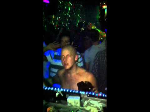 AMC guestperformance @ Klubb Vidrig with Sonic87