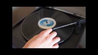 De Todos os Loucos do Mundo - Clarice Falcão (Videoclipe)