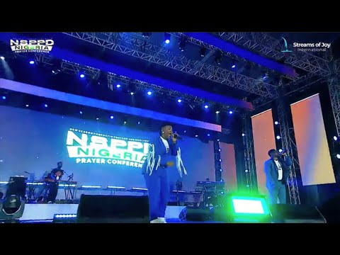 LET IT SHOW - KAESTRINGS [COVER BY DR UGONMA AND PRAYZ NAZARENE @ NSPPD PRAYER CONFERENCE]