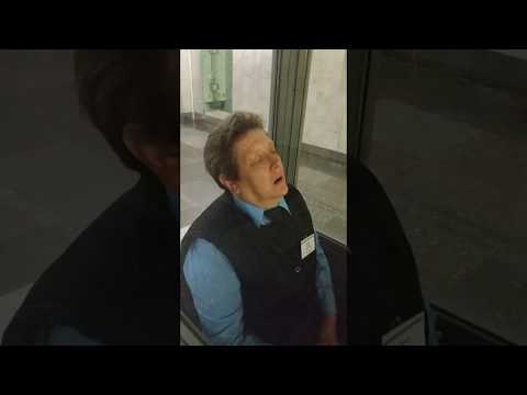 смешной кондуктор. контролер автобусов мск. трамвайный кондуктор. форма контролера мосгортранс. контролер сна.