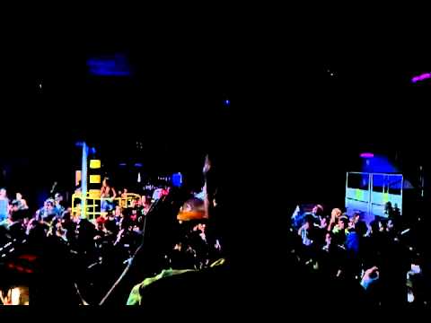 DK BROTHERS vs FREESON live! @ INTROPIA (PONT AERI) part 2